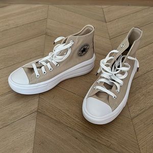 Converse Chick Taylor All Star High Platform Sneaker